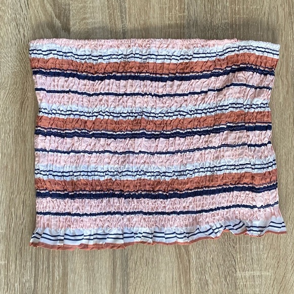 NWOT - Stylehouse Shirred Tube Top from The Buckle - Size Large - Picture 4 of 7